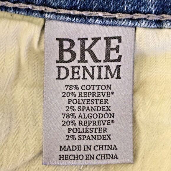 BKE Buckle Tyler Jean Shorts Mens Size 36 Blue Denim Embroidered Light Wash 12" - Picture 13 of 14